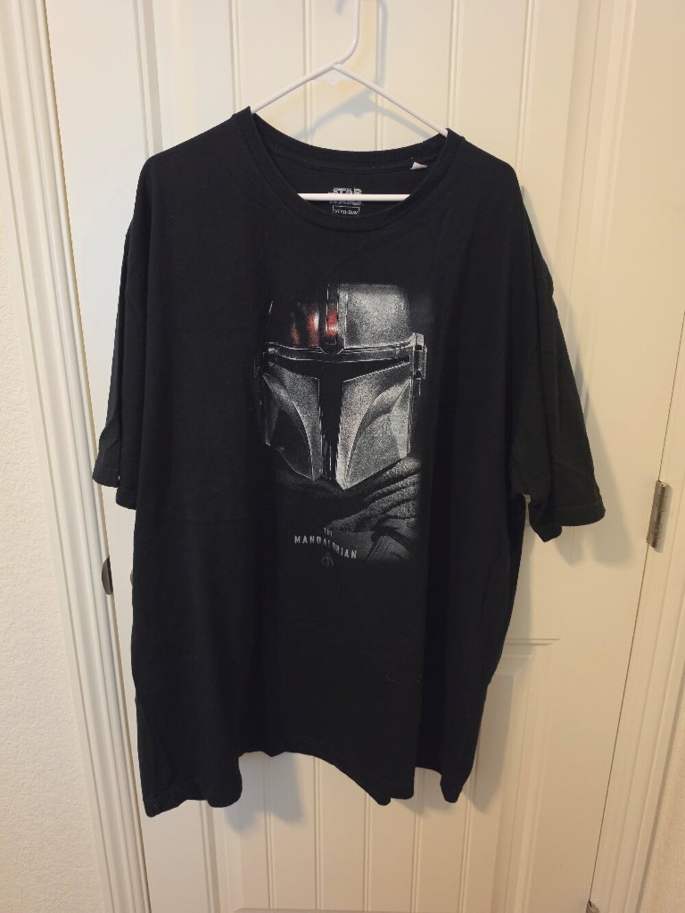 Star Wars The Mandalorian helmet graphic tee, 4XLT, XXXXL Tall